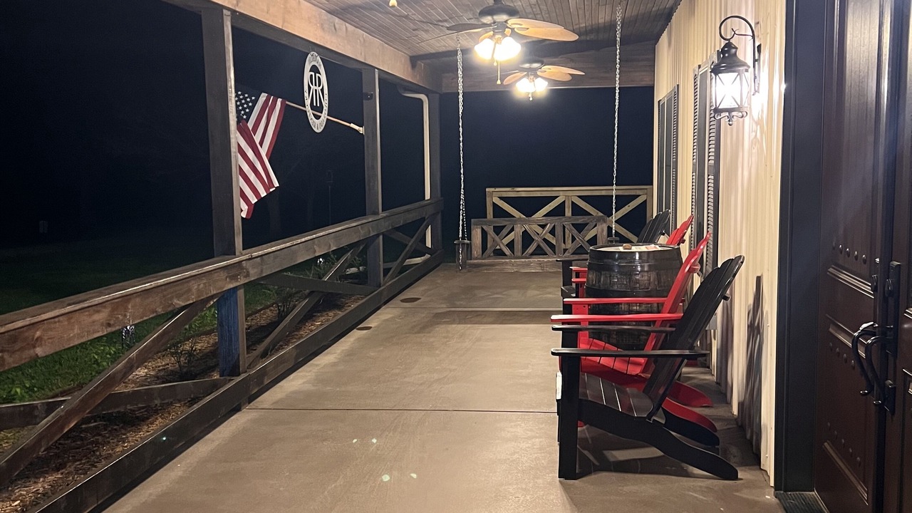 Photo of Outdoor in Benton