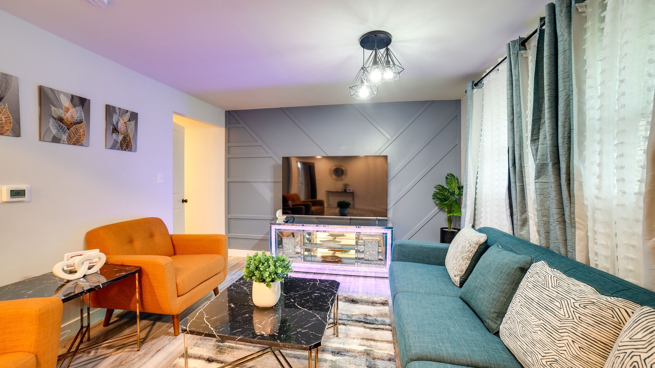 Photo of Livingroom in Monroeville