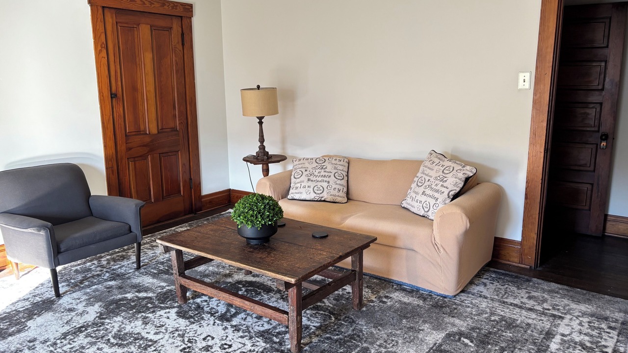 Photo of Livingroom in Morgantown