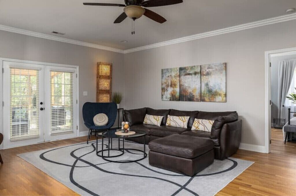 Photo of Livingroom in Kirkwood