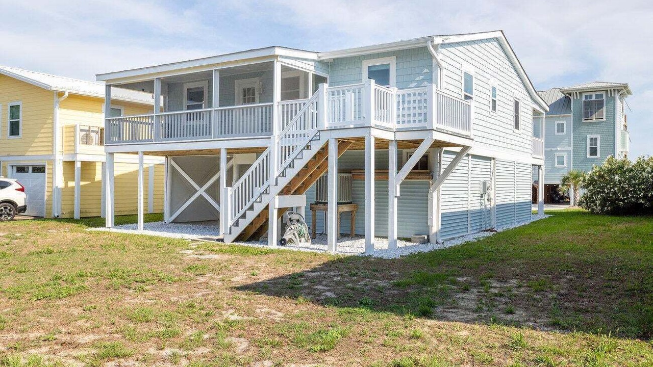 Photo of Outdoor in Oak Island