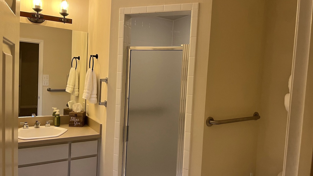 Photo of Bathroom in Sky Valley