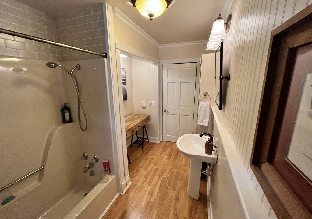 Photo of Bathroom in Hiawassee