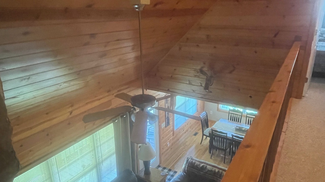 Photo of Livingroom in Hiawassee