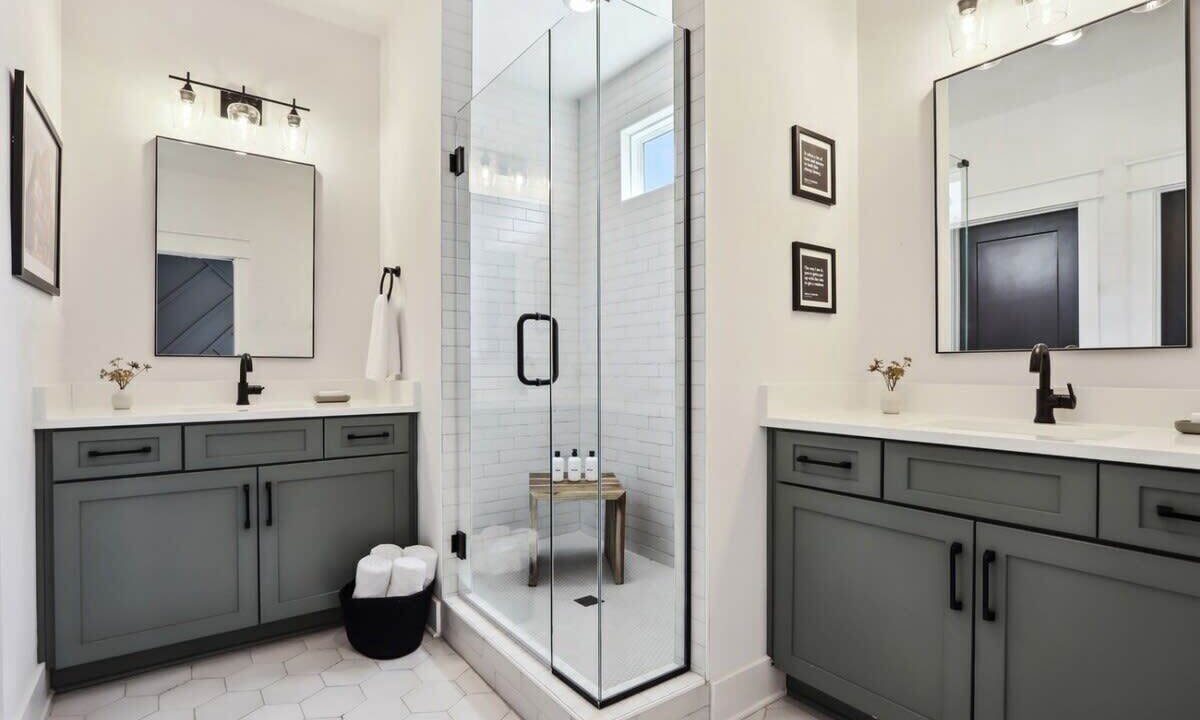 Photo of Bathroom in East Nashville