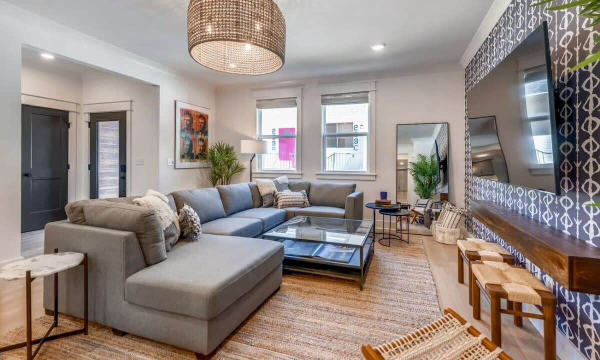 Photo of Livingroom in East Nashville
