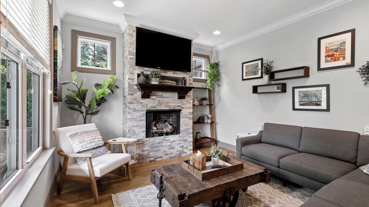Photo of Livingroom in North Chattanooga