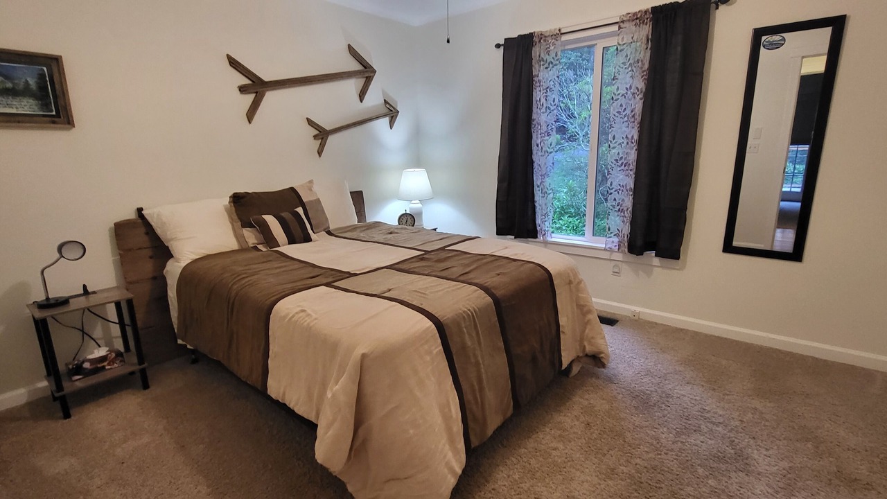 Photo of Bedroom in Pisgah Forest