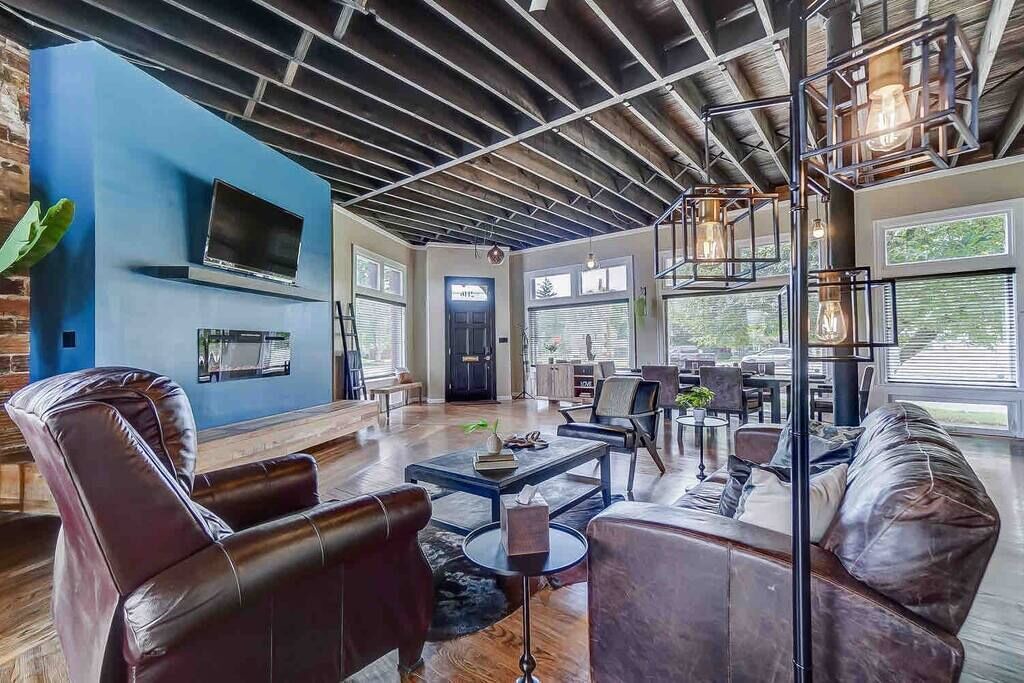 Photo of Livingroom in Dayton