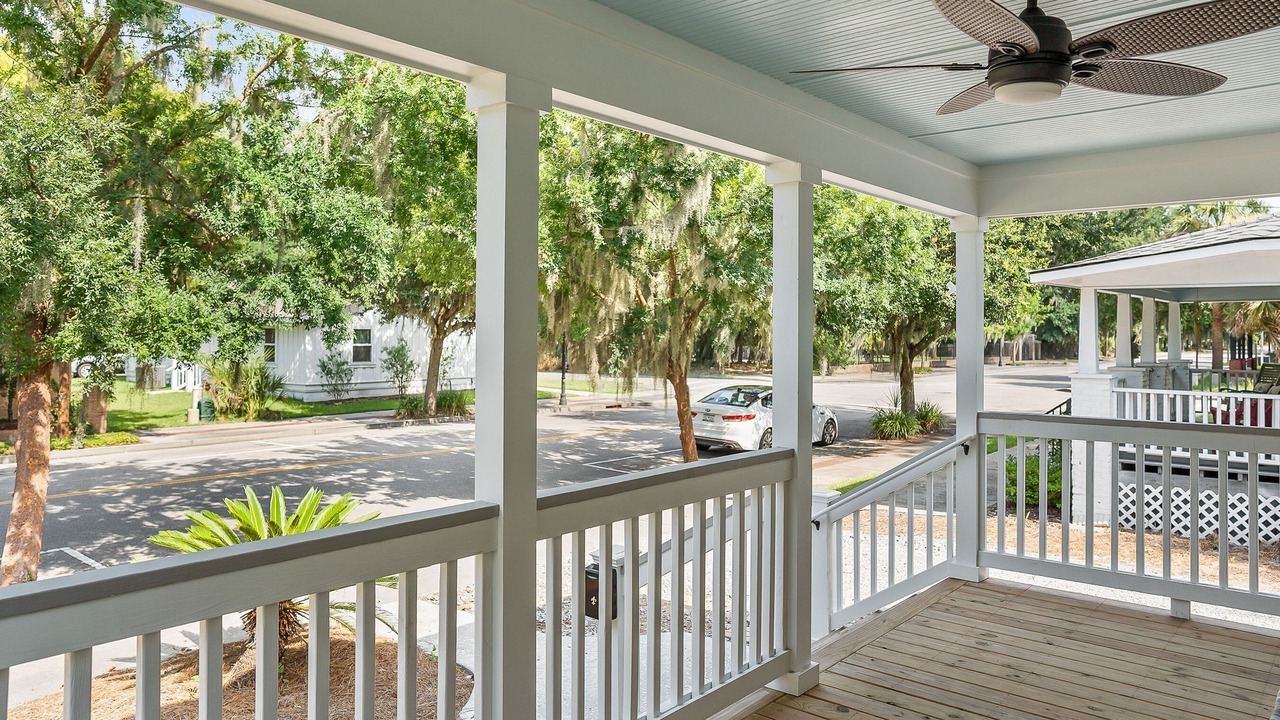 Photo of Patio Balcony in Historic District