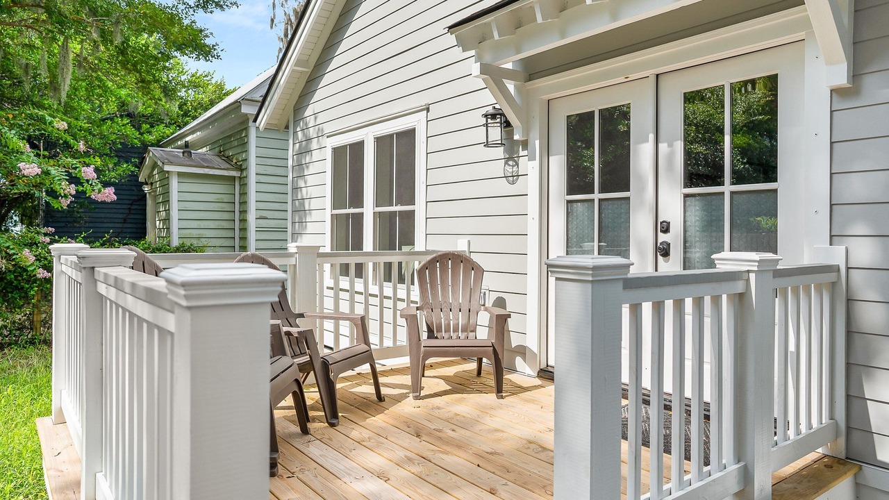 Photo of Patio Balcony in Historic District