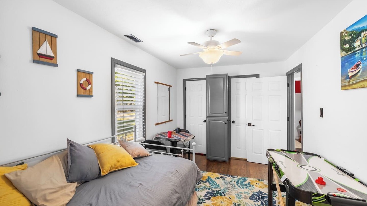Photo of Bedroom in Owensboro