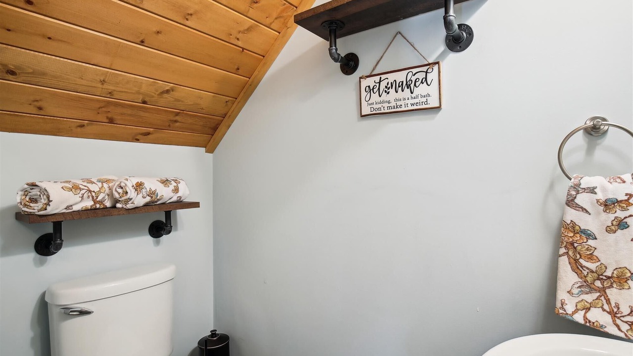 Photo of Bathroom in Weaverville