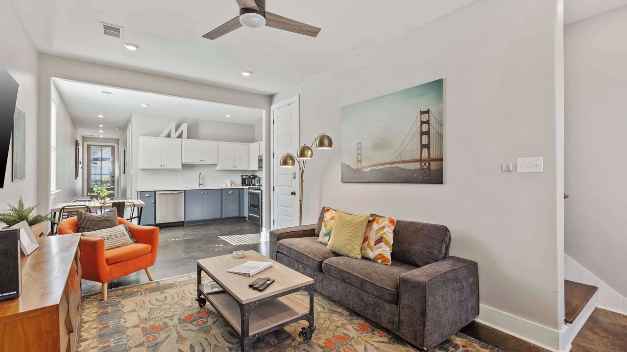 Photo of Livingroom in Cooper-Young Historic District