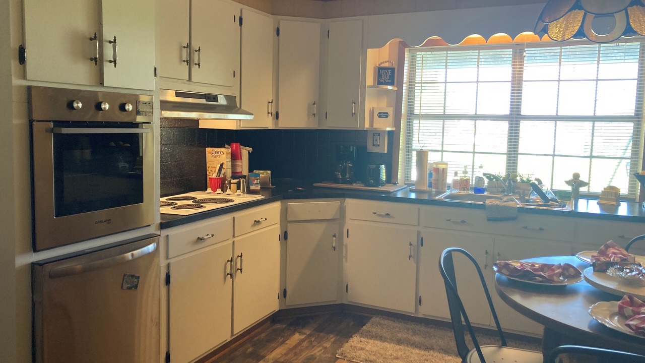 Photo of Kitchen in Kodak