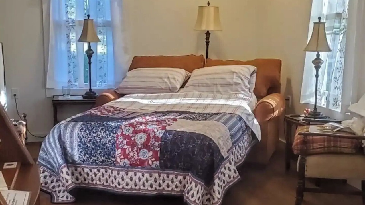 Photo of Bedroom in Demorest