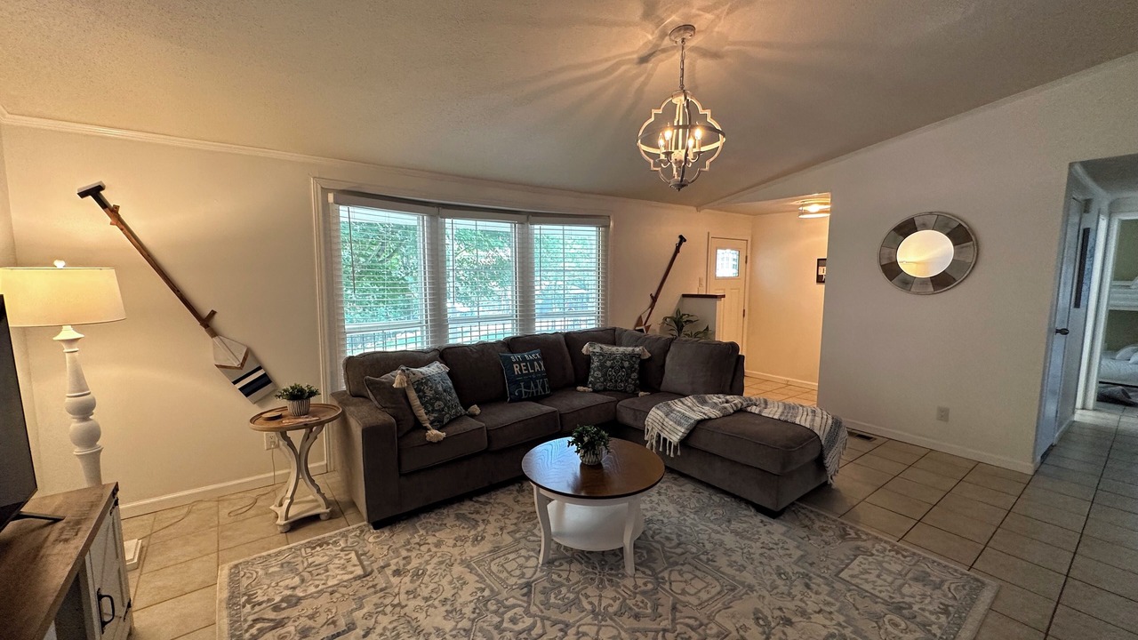 Photo of Livingroom in Johnson City
