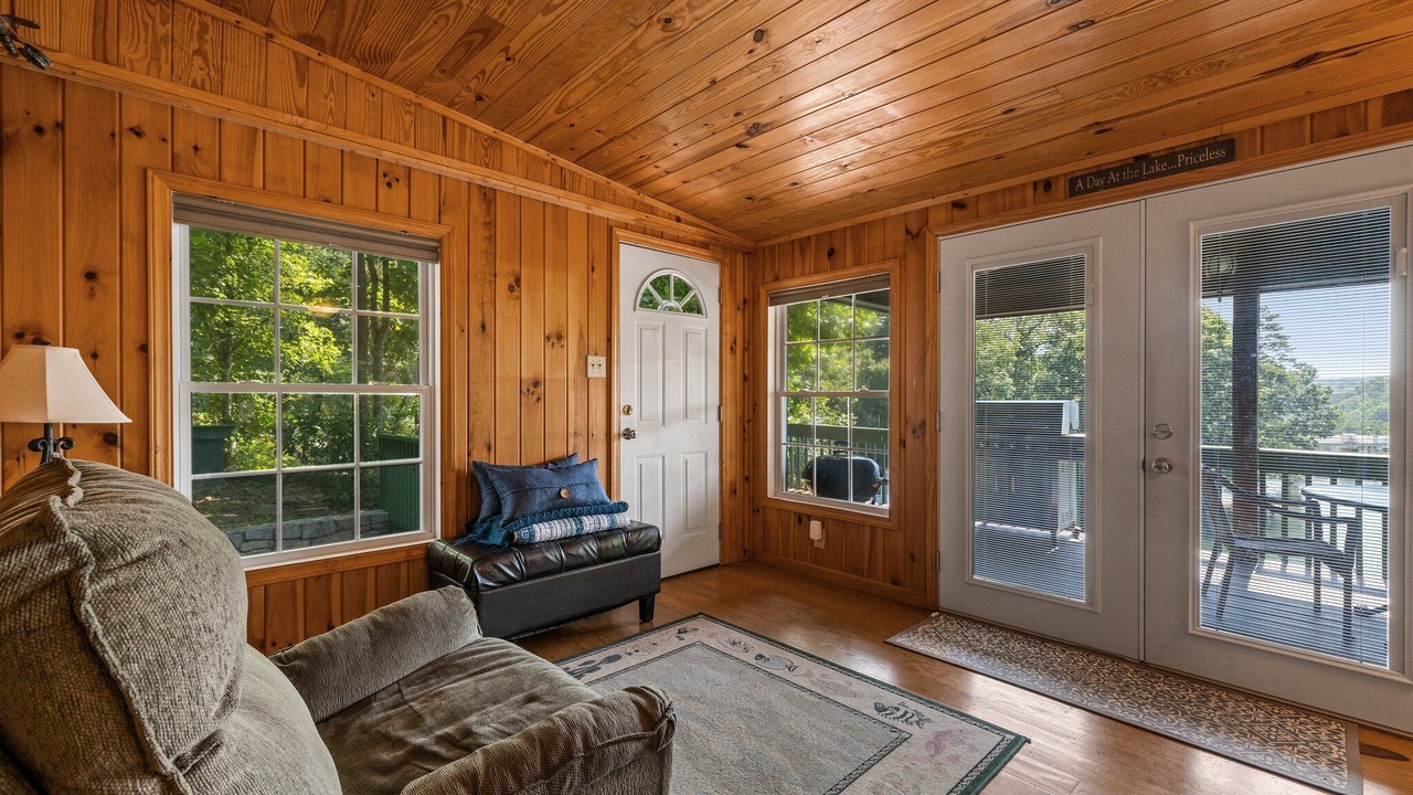 Photo of Bedroom in Sunset Cove