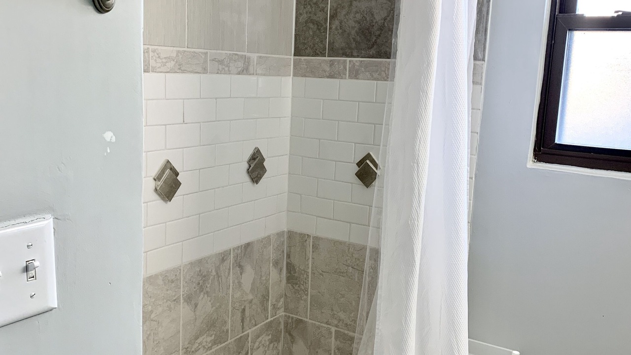 Photo of Bathroom in Silverton