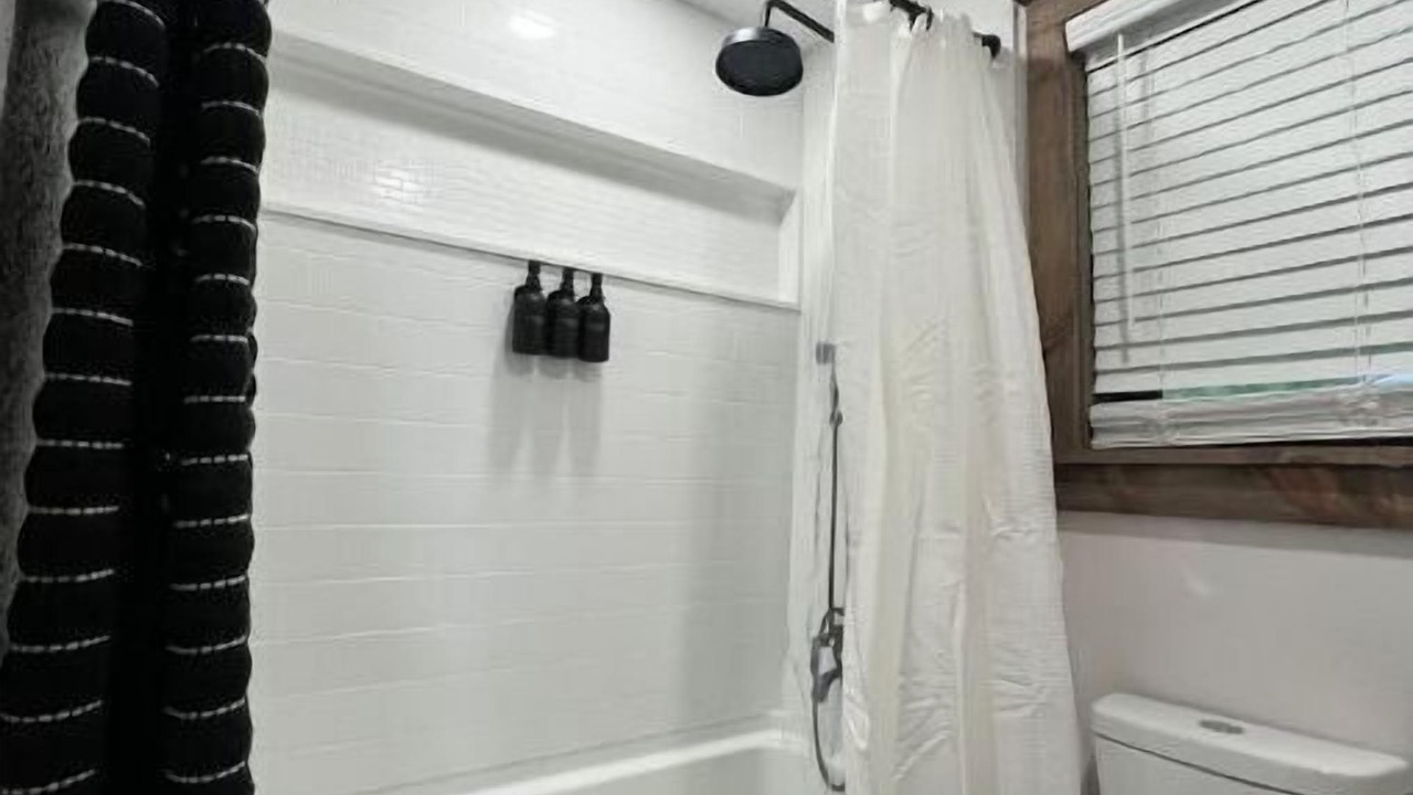 Photo of Bathroom in Highlands