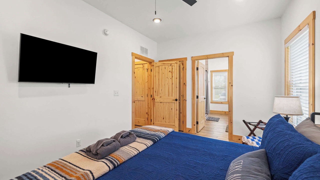 Photo of Bedroom in Rogers