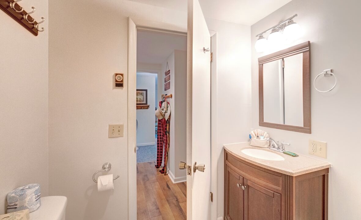 Photo of Bathroom in Mill Ridge