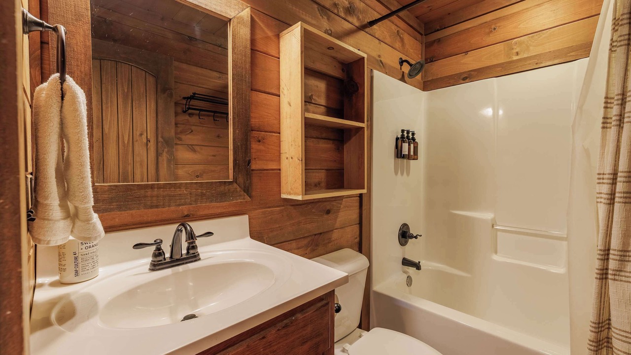 Photo of Bathroom in Blue Ridge