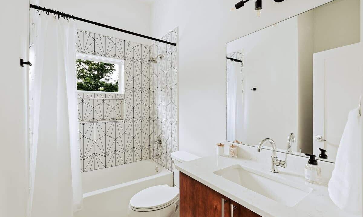 Photo of Bathroom in Young Harris