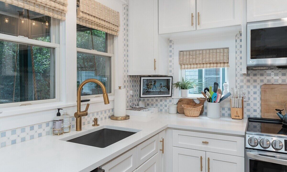 Photo of Kitchen in Surfman's Walk
