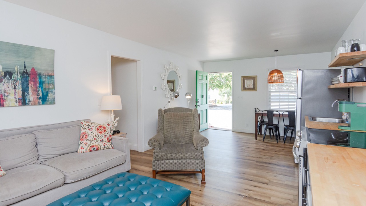 Photo of Livingroom in Greenville