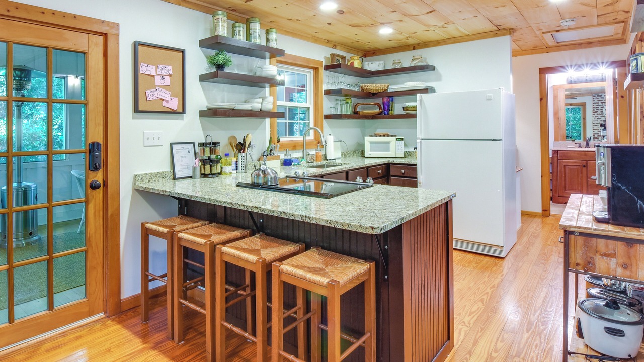 Photo of Kitchen in Lakemont
