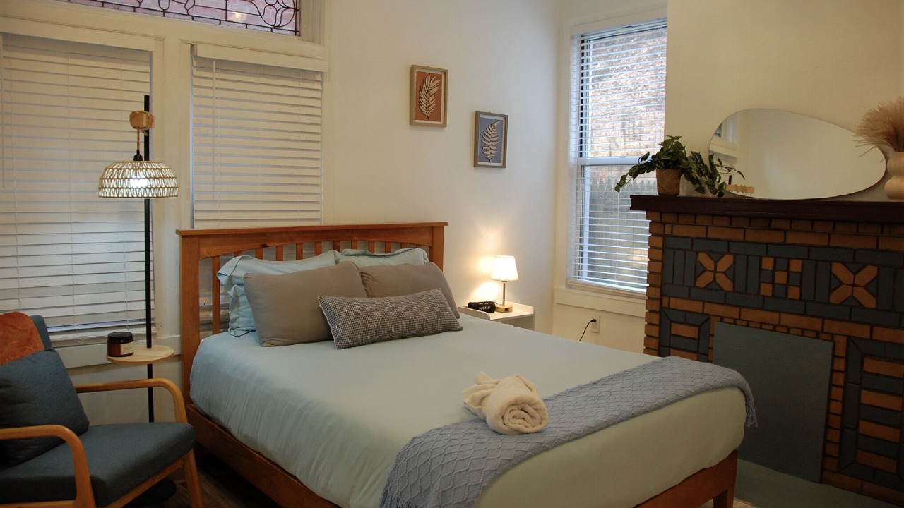 Photo of Bedroom in East Liberty