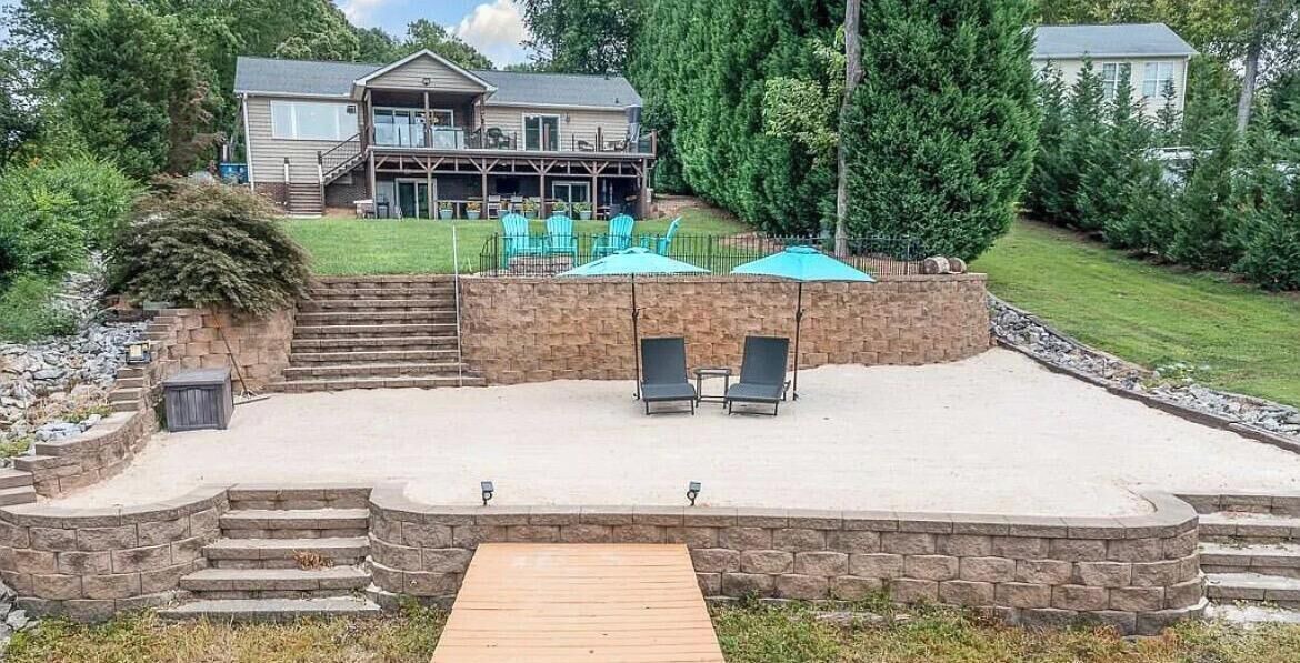 Photo of Patio Balcony in Lake Norman of Catawba