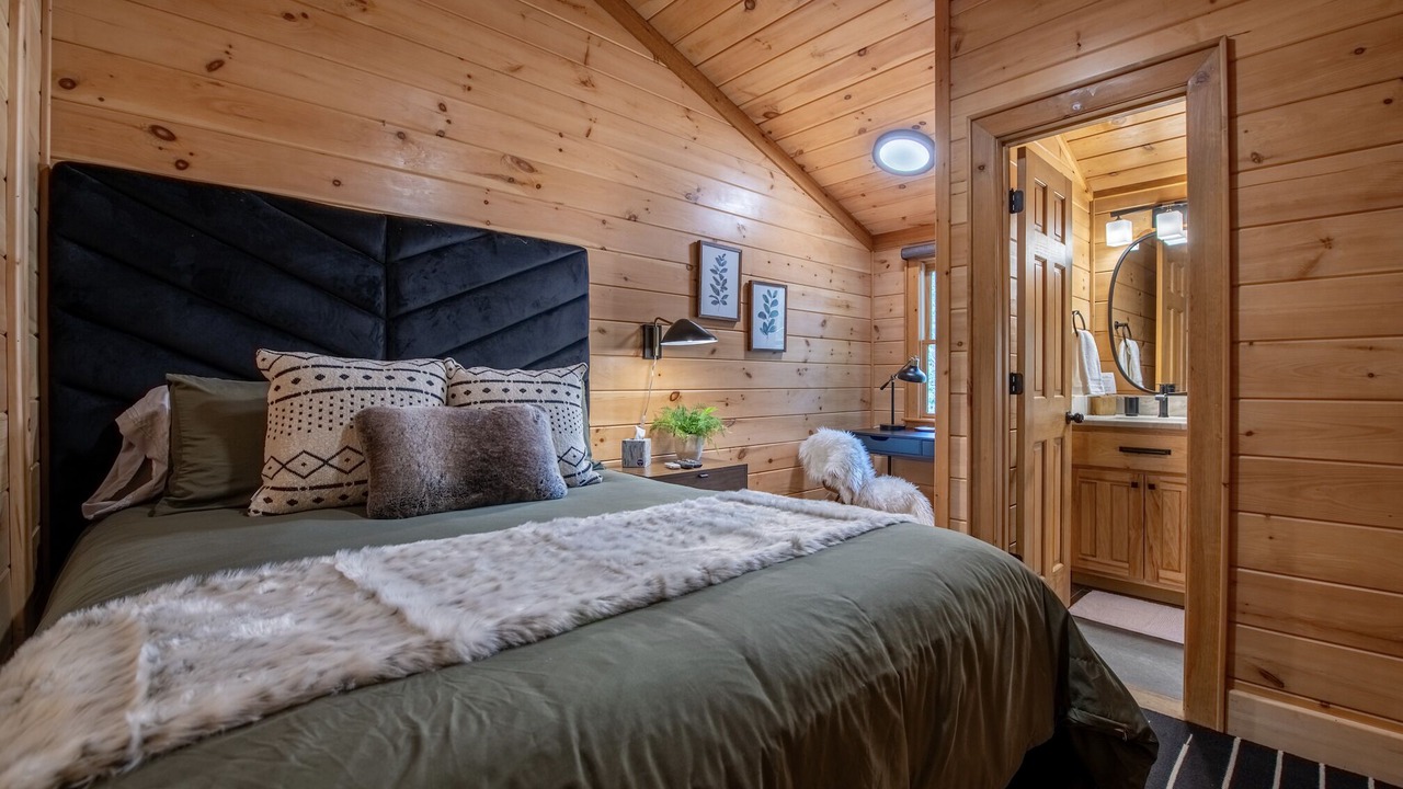 Photo of Bedroom in Blue Ridge