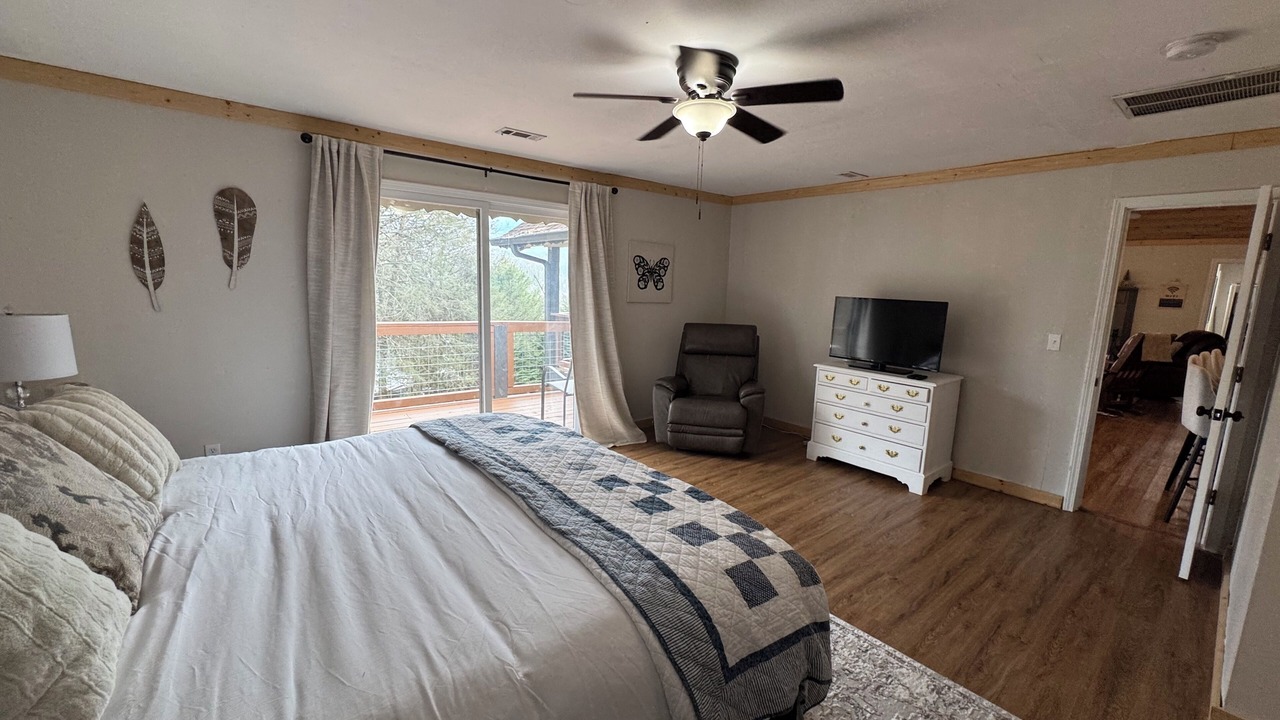 Photo of Bedroom in Sky Valley