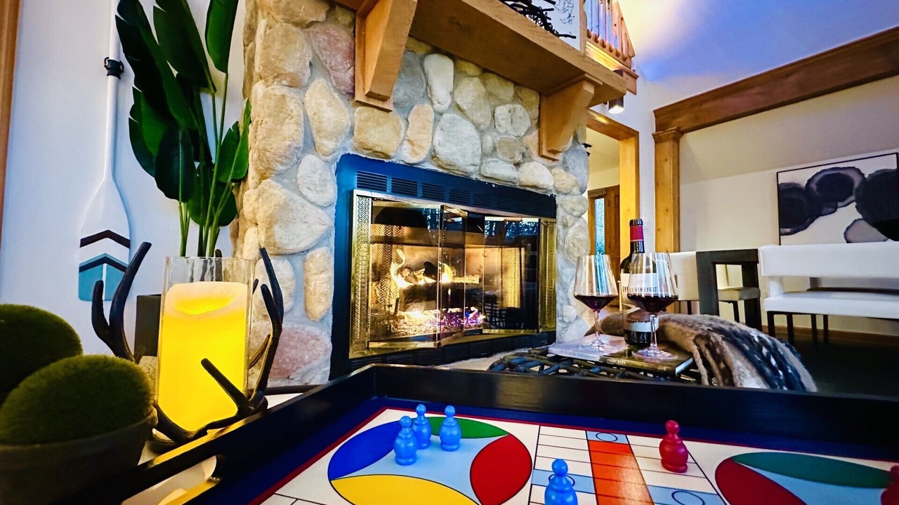 Photo of Livingroom in Sharps Chapel