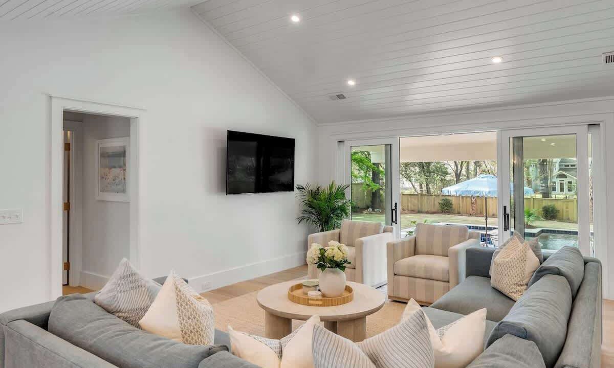 Photo of Livingroom in Mount Pleasant