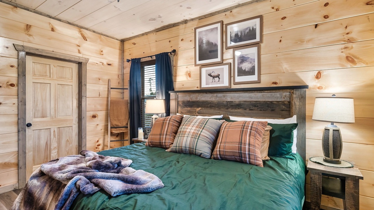 Photo of Bedroom in Sevierville