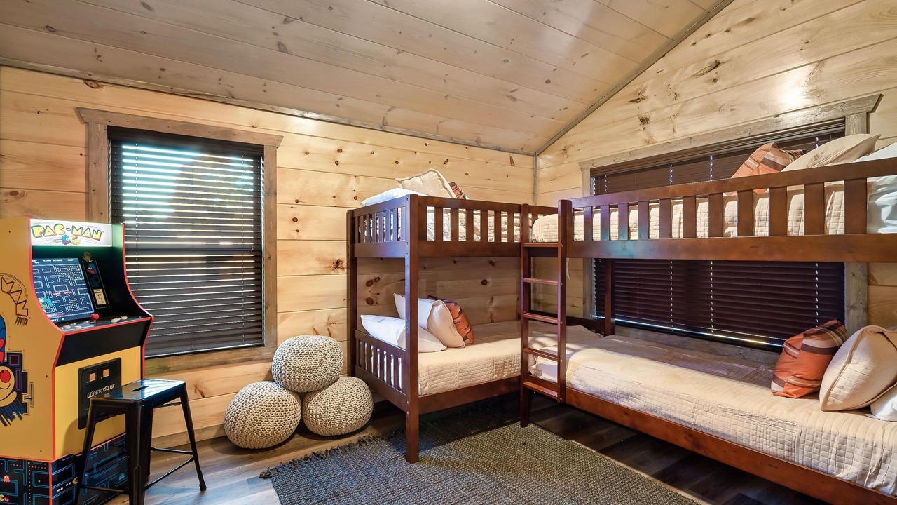 Photo of Bedroom in Sevierville
