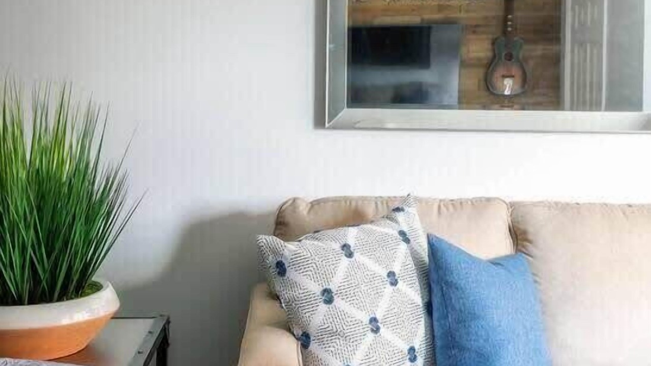 Photo of Livingroom in Rutledge Hill