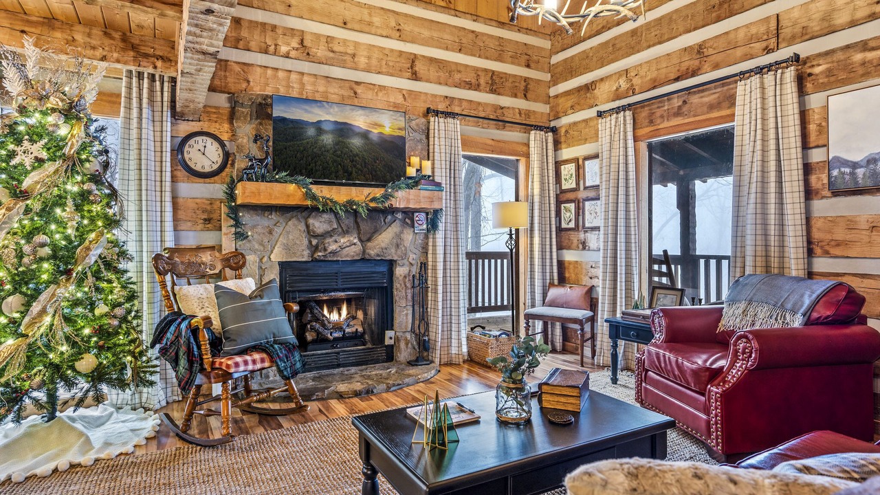 Photo of Livingroom in Pigeon Forge