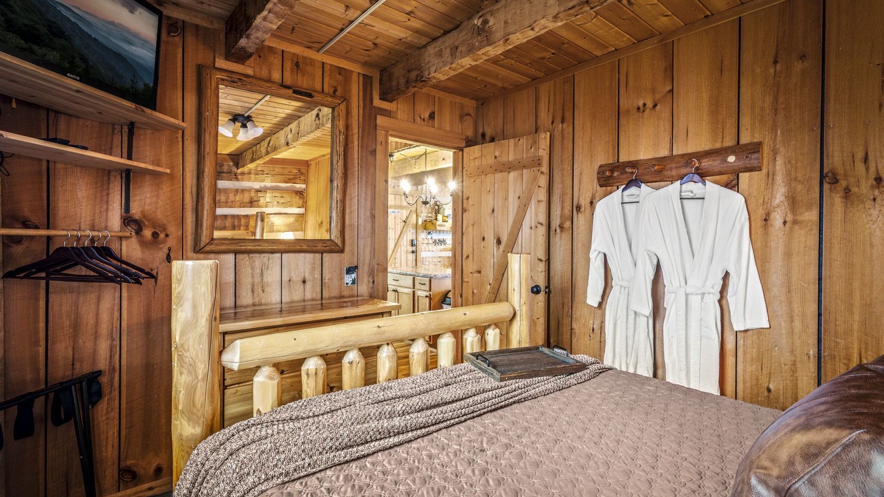 Photo of Bedroom in Pigeon Forge