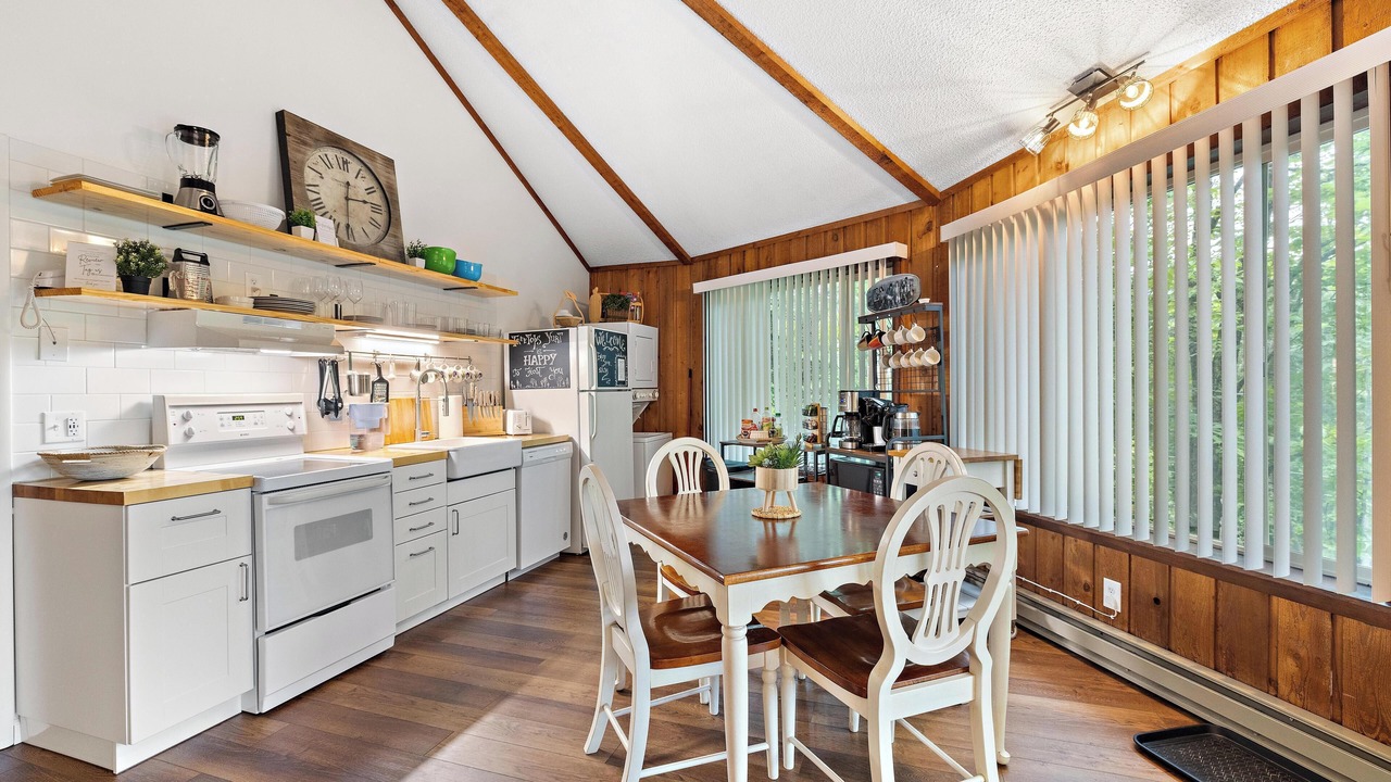 Photo of Kitchen in Beech Mountain