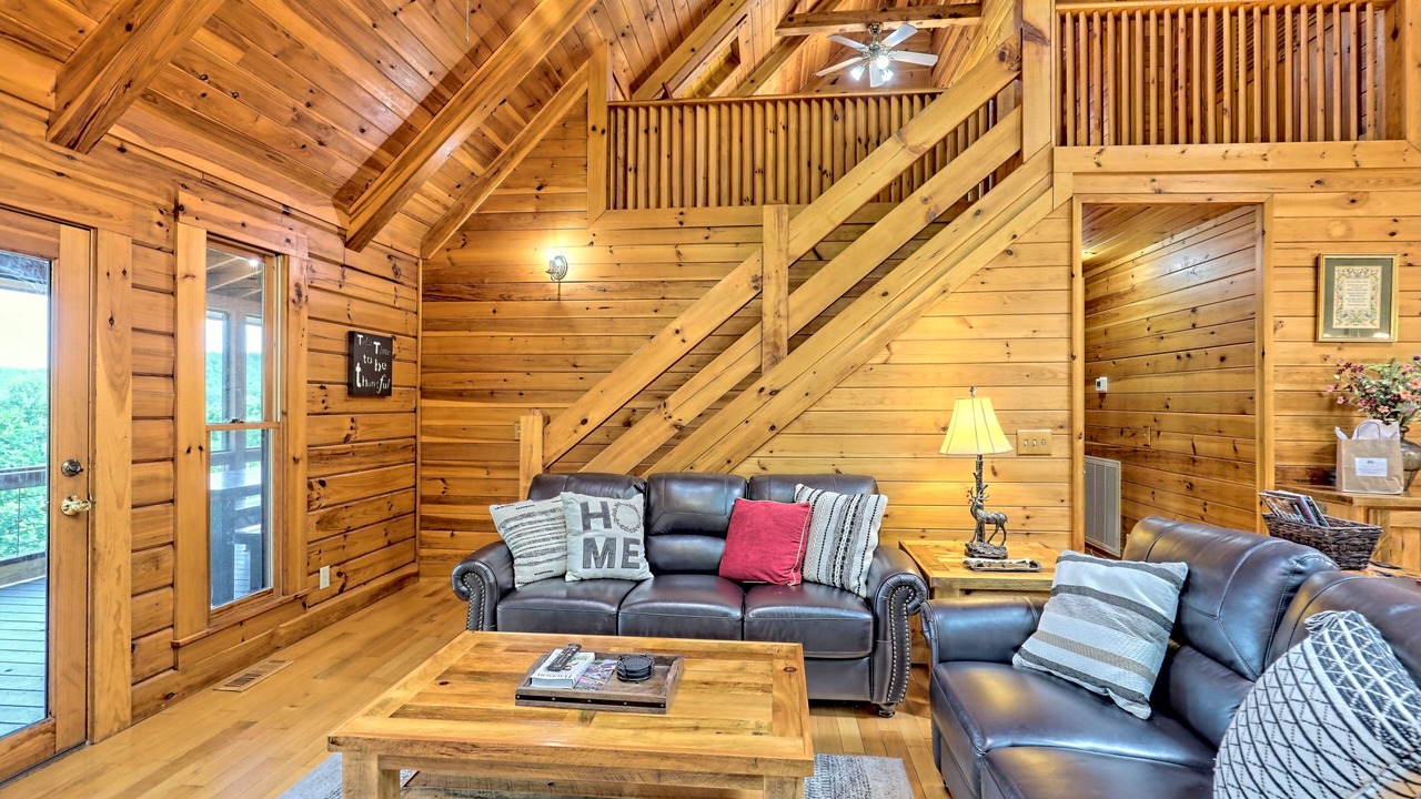 Photo of Livingroom in My Mountain
