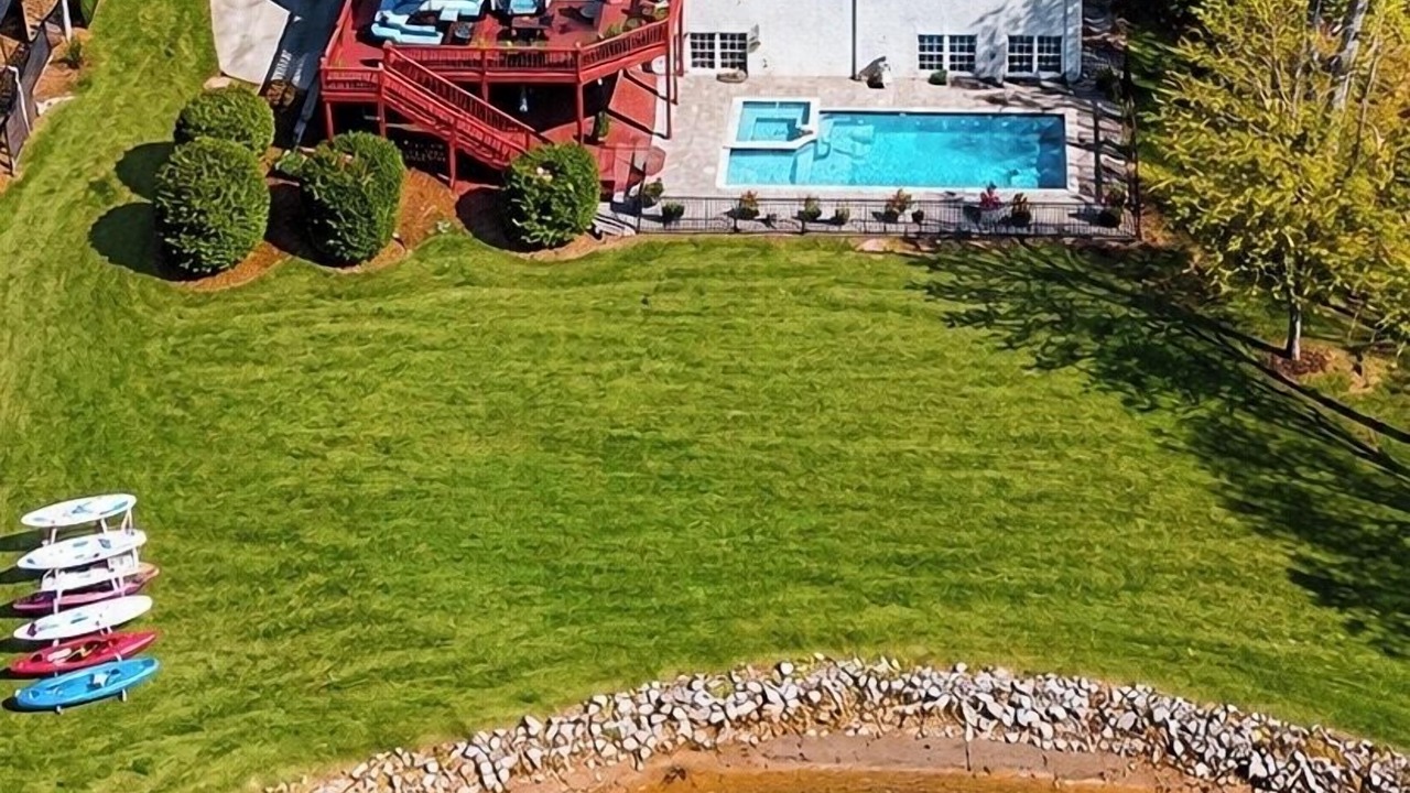 Photo of Outdoor in Mayhew