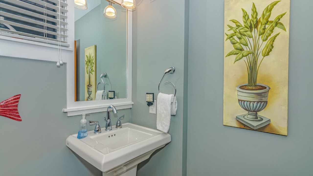 Photo of Bathroom in Cape Fear Station