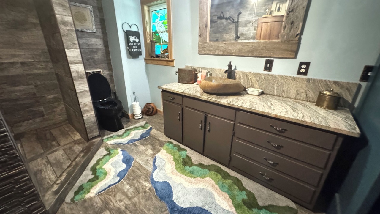 Photo of Bathroom in Tellico Plains