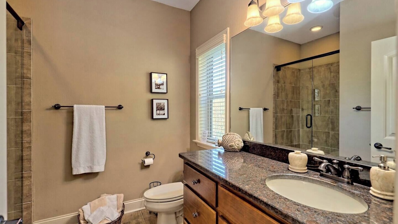 Photo of Bathroom in Hiawassee