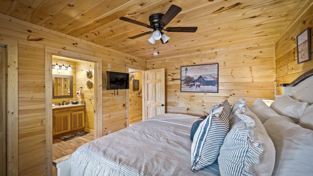 Photo of Bedroom in Sevierville