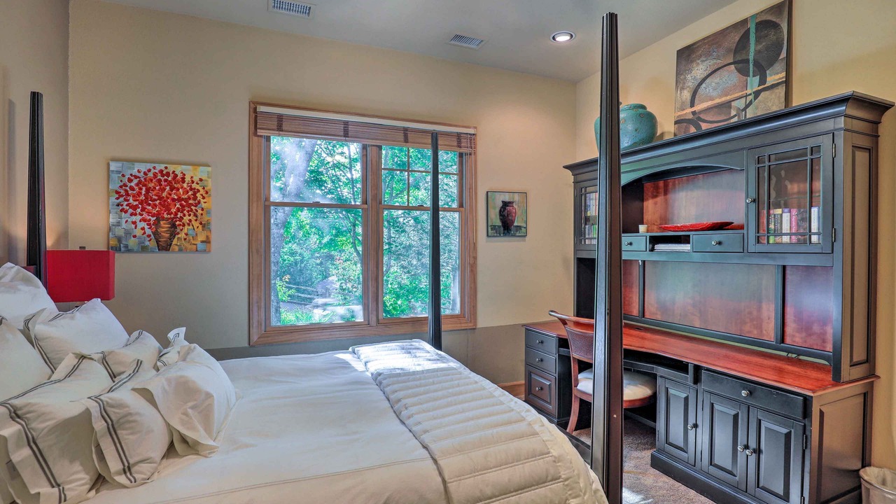 Photo of Bedroom in Mountain Air